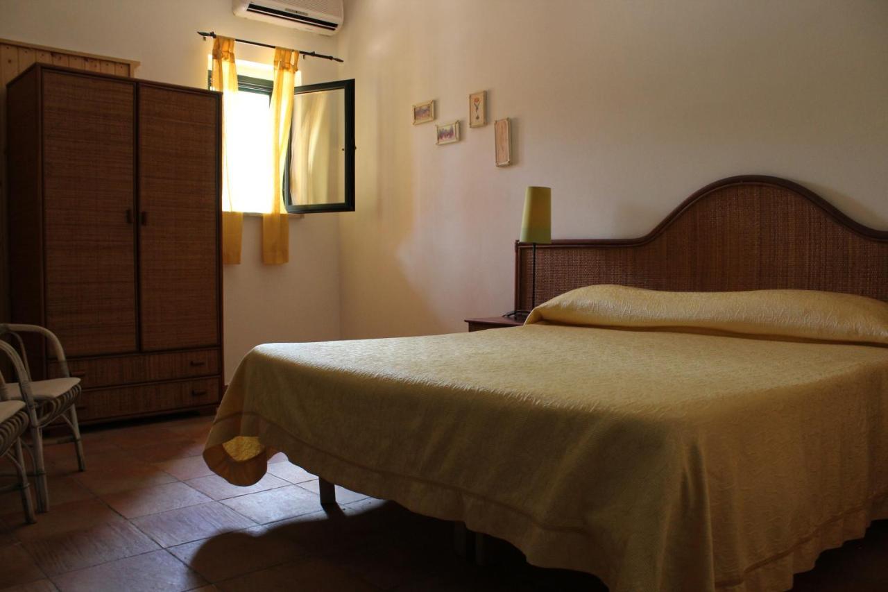 Casa Vacanze Marzano Guest House โตรเปอา ภายนอก รูปภาพ