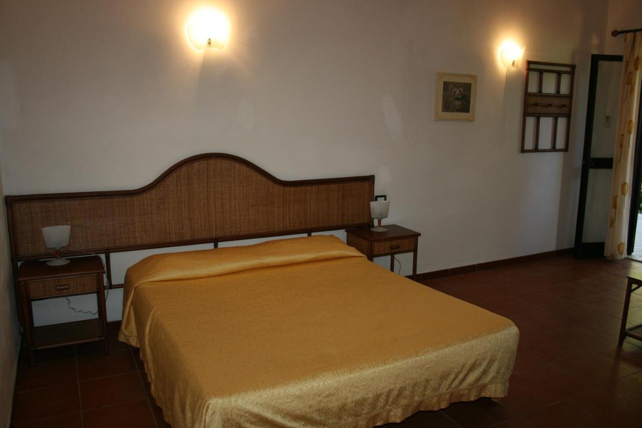 Casa Vacanze Marzano Guest House โตรเปอา ภายนอก รูปภาพ